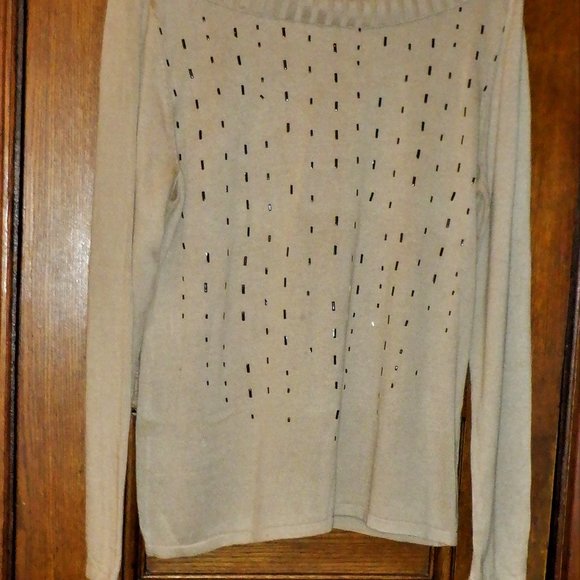 *** Inspired Style *** TOP with Cowl Turtleneck Collar - Picture 2 of 2